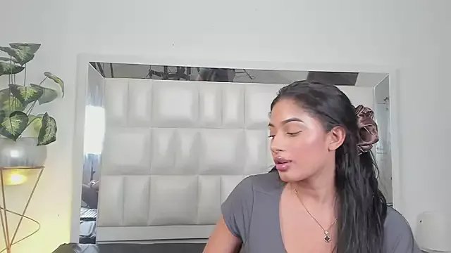 Freechat Alhana_pulido on StripChat