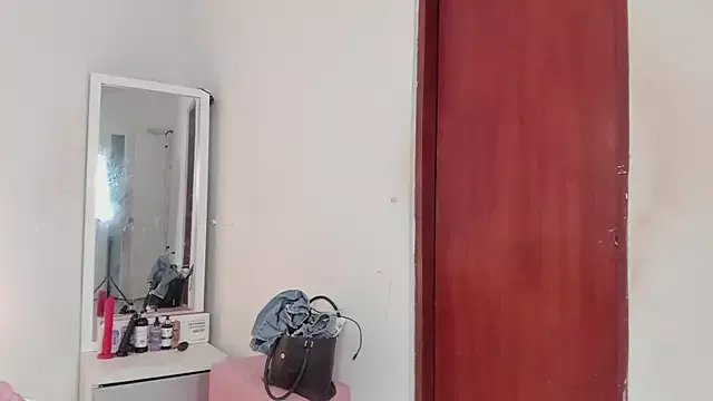 Freechat Alhana_pulido on StripChat