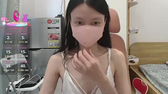 Freechat AlinaBaby_T on StripChat