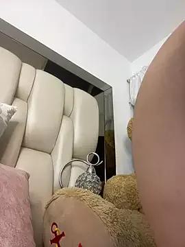 Freechat ALISSON_FOXXX1 on StripChat