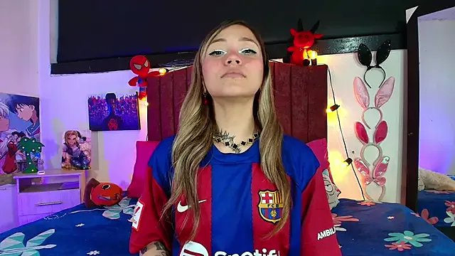 Freechat alisson_zafiro_ on StripChat