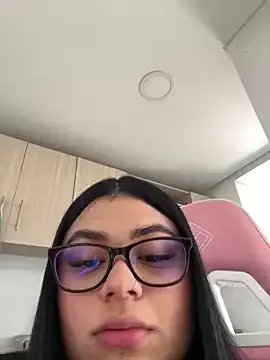 Freechat alissonfernandez_ on StripChat