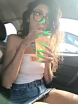 Amani_thewolf on StripChat