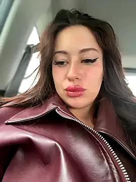 AndreaMood — Full naked dance street+slap ass so hard