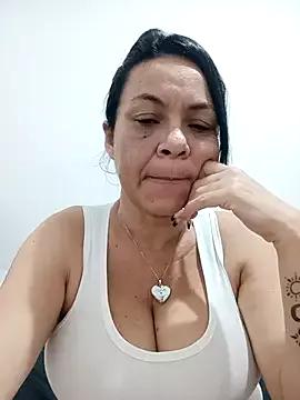 Freechat AnittaTettona on StripChat