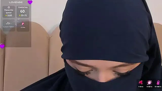 anna-henao on StripChat