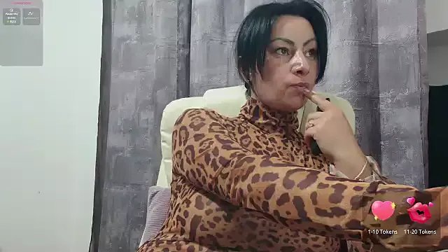 annawow69 on StripChat 