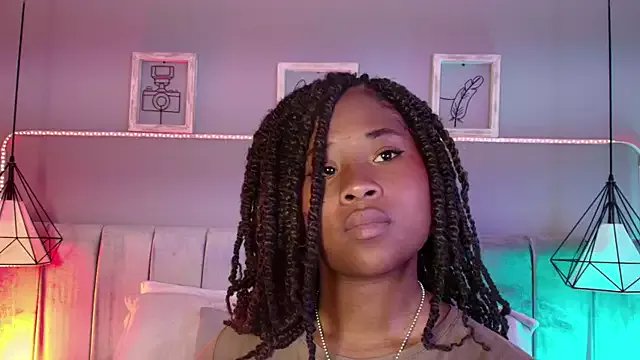 Anneth__M on StripChat