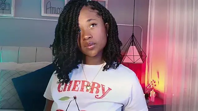 Anneth__M on StripChat