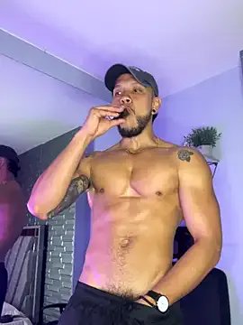 Freechat ARON_TAYLER01 on StripChat