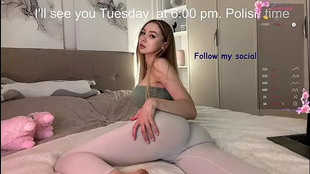 Freechat avroramey on StripChat