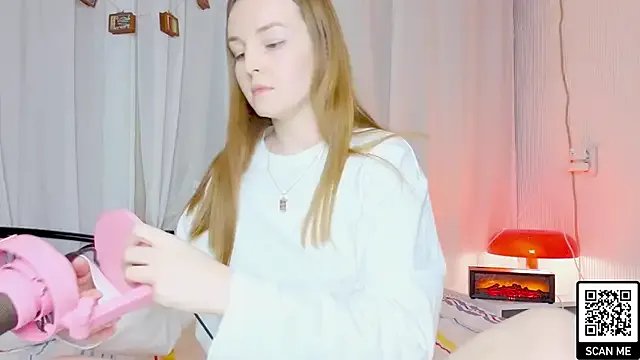 bae_cake_ — naked back teease