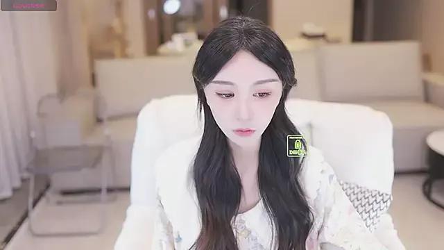 Bella-999 on StripChat 