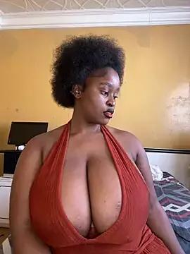 Bella-Porsche on StripChat 