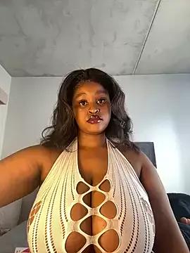 Bella-Porsche on StripChat 