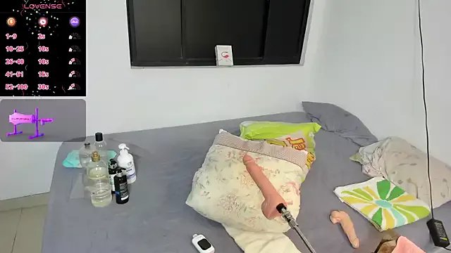 Benjamin_Buster on StripChat