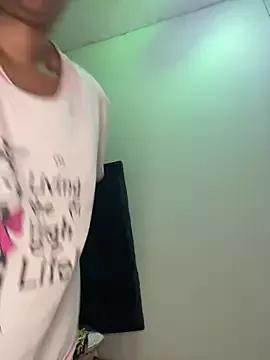 beverlyxxxx on StripChat 