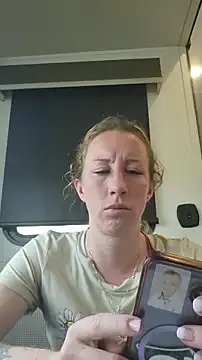 bmorganne420 — meaty pussy flash