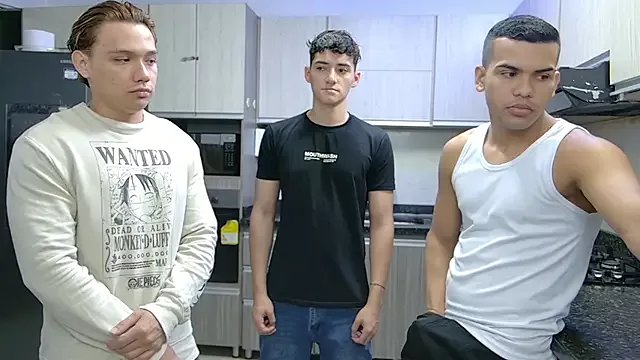 Freechat Boysgang_sex on StripChat