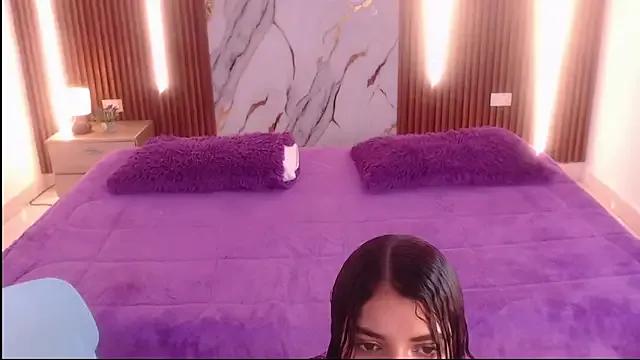 StripChat brithanny_03 is Freechat brithanny_03 — SPREAD  ASS + LICK
