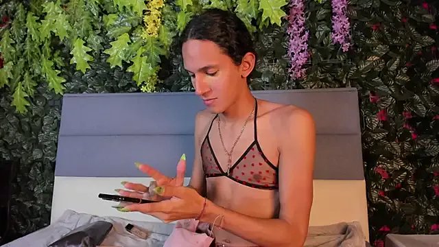 cassidy_blossom on StripChat 