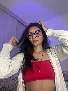 Cat2525 on StripChat