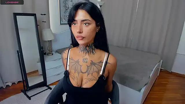 Freechat CharimgSabrina on StripChat