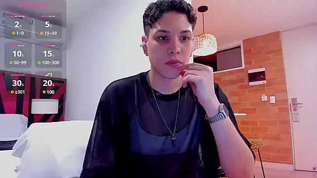 Freechat Charlee_pink on StripChat