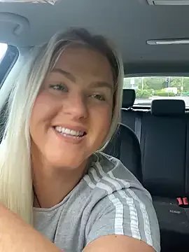 Freechat Charleigh_xx on StripChat