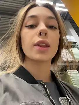 Freechat Cherry____Pie on StripChat