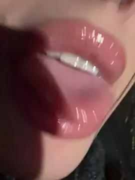 Freechat Cherry____Pie on StripChat