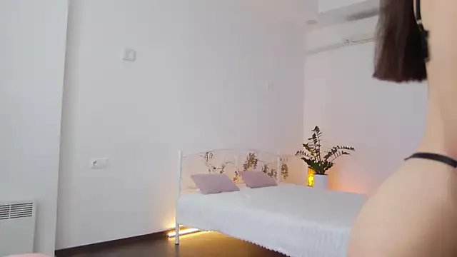 Freechat CherryJ_ on StripChat