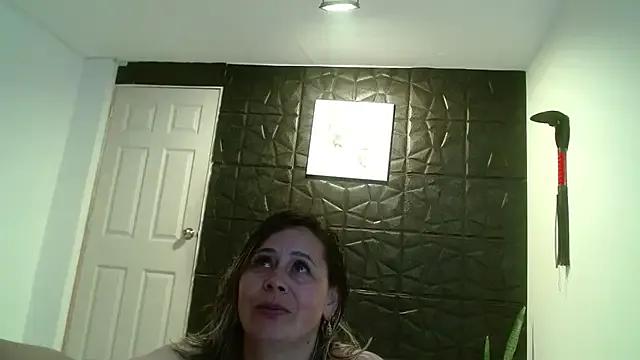 CINTHIA1609 — Freechat on StripChat