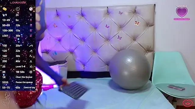cleopatraa — OIL ASS AND TWERKING