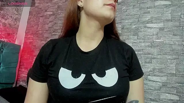 Cloee66 on StripChat