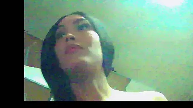 Freechat CoralineSweett on StripChat