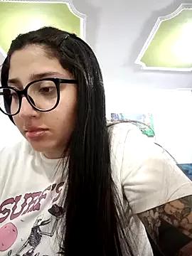 Freechat croftsmila on StripChat