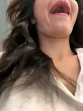 Freechat Cum_girlss on StripChat