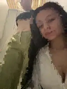 Freechat Cum_girlss on StripChat