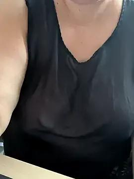StripChat Curvy_Mommy is Freechat Curvy_Mommy — auf die Brste wichsen