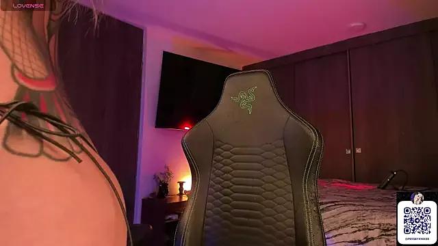 Private damnliciousss on StripChat