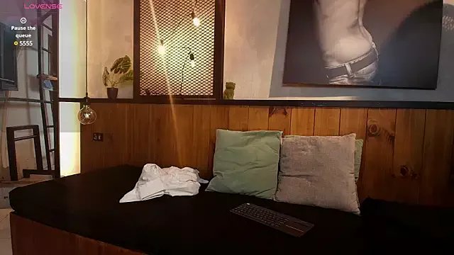 Freechat Dani_mc1 on StripChat