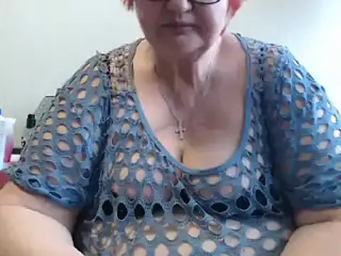 DeniseeRosea on StripChat