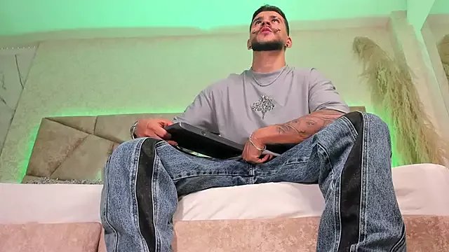 Freechat DickGriffith_ on StripChat