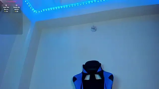 divinesalome on StripChat 