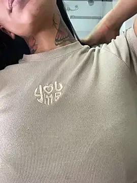 dolcebella — spread ass