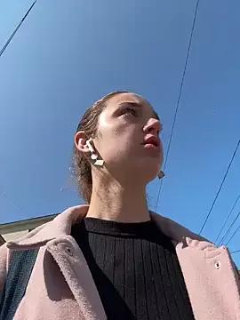 DollyTall on StripChat 