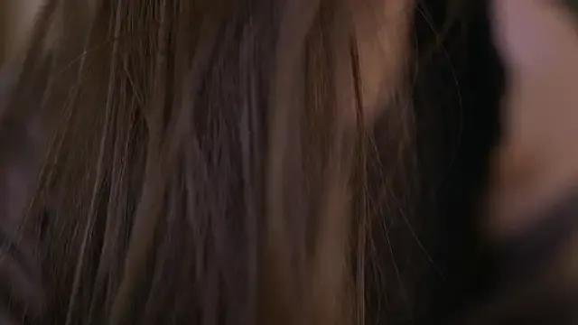 DoviaClaire — cum squirt