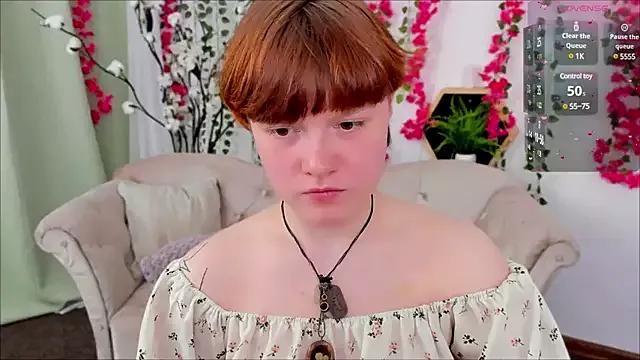 Freechat DreamyLuna on StripChat