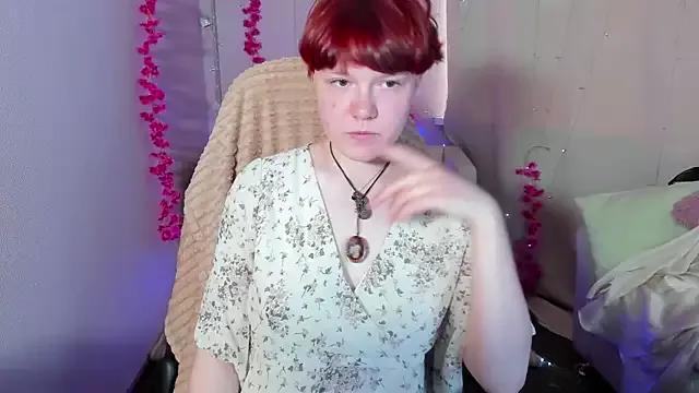Freechat DreamyLuna on StripChat